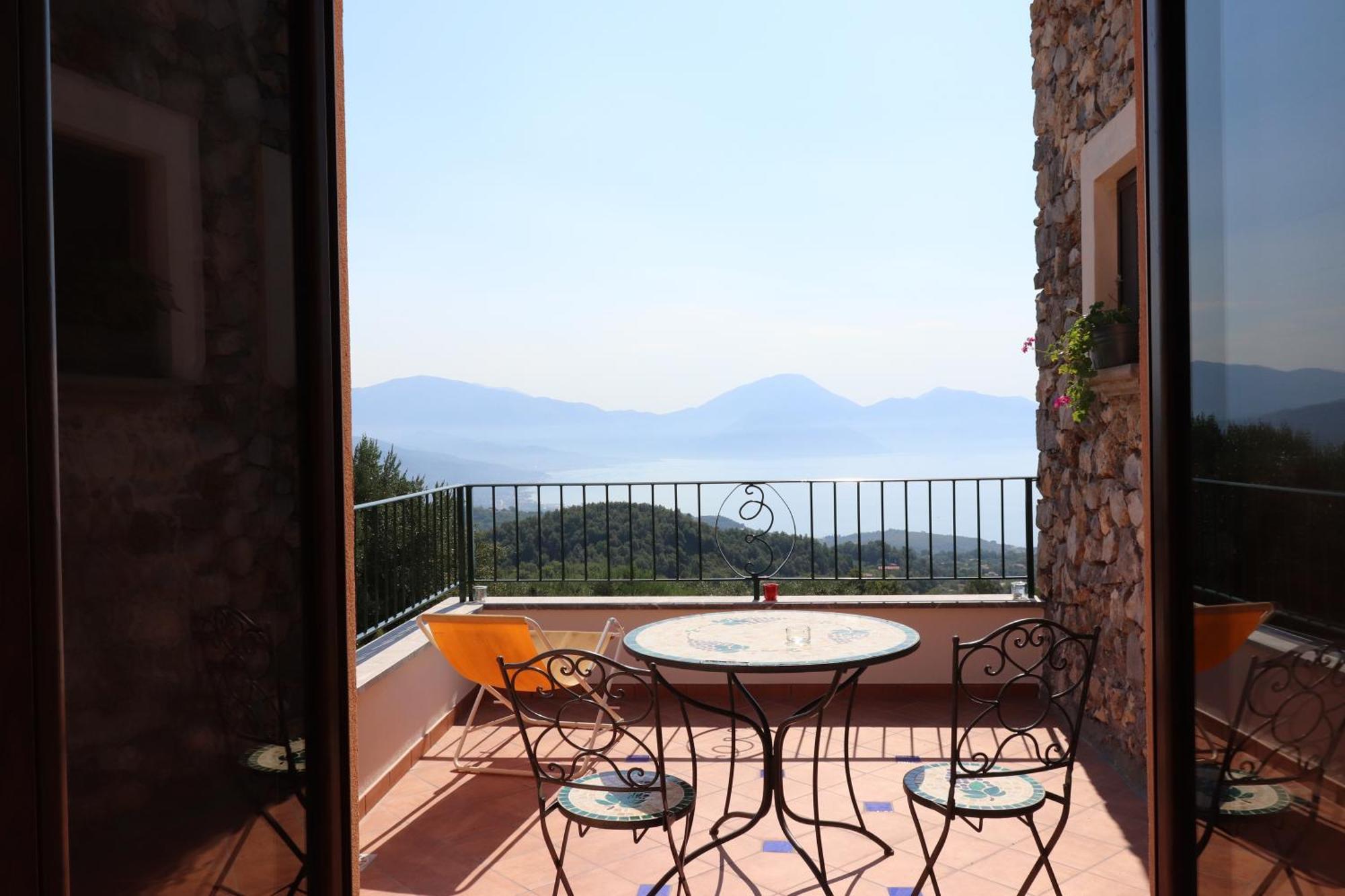 Agrestis Domus Pension San Giovanni a Piro Buitenkant foto