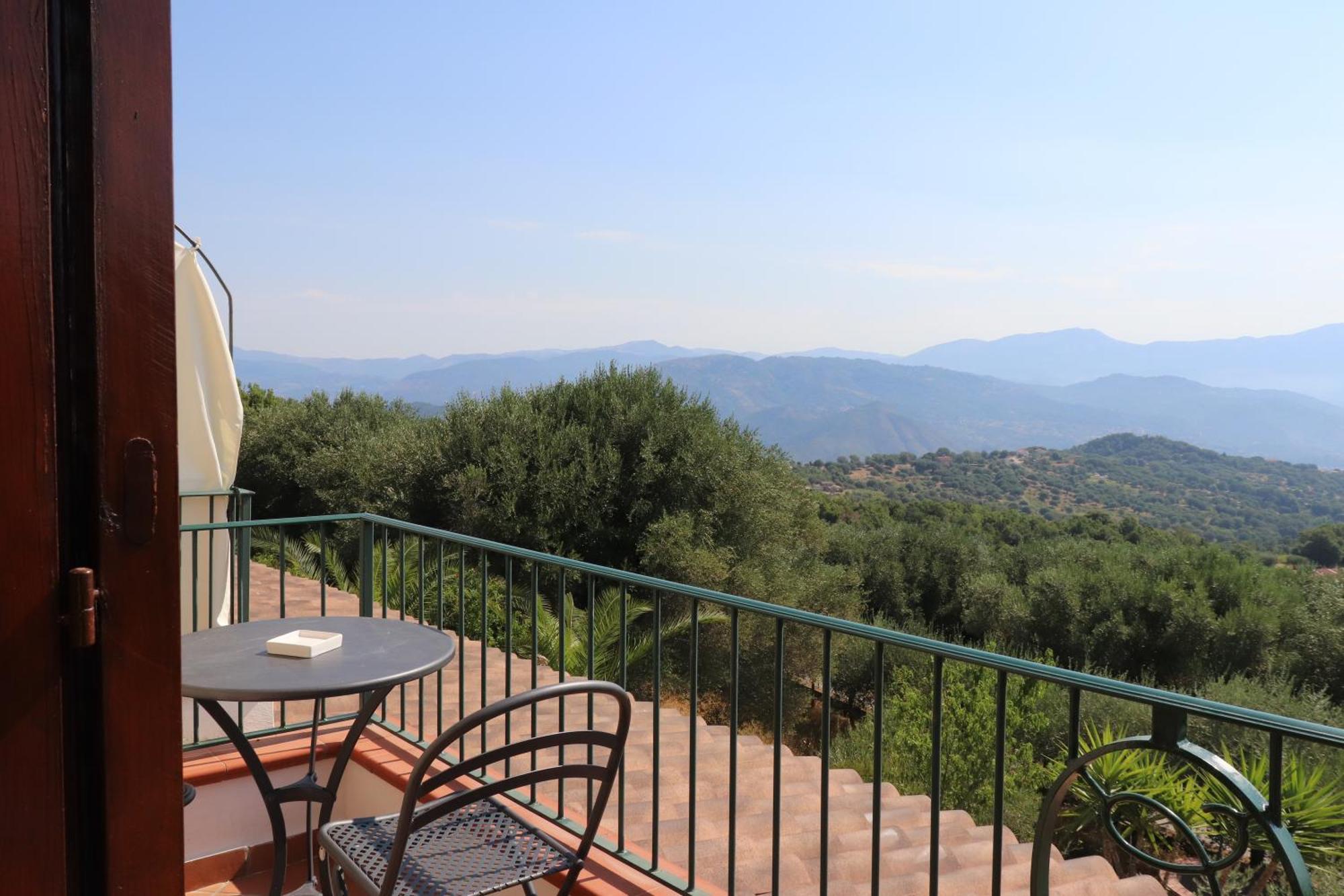 Agrestis Domus Pension San Giovanni a Piro Buitenkant foto