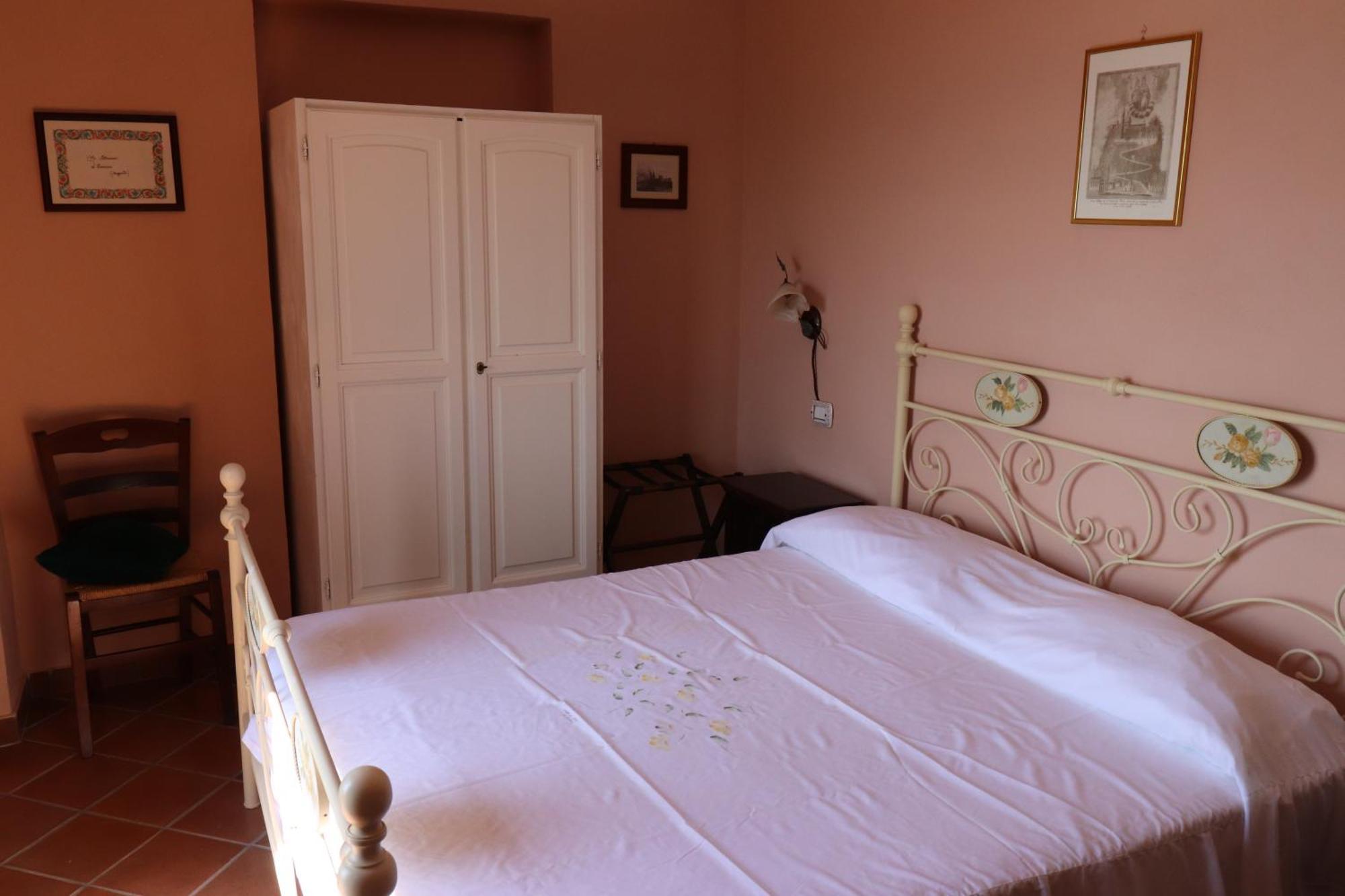 Agrestis Domus Pension San Giovanni a Piro Buitenkant foto